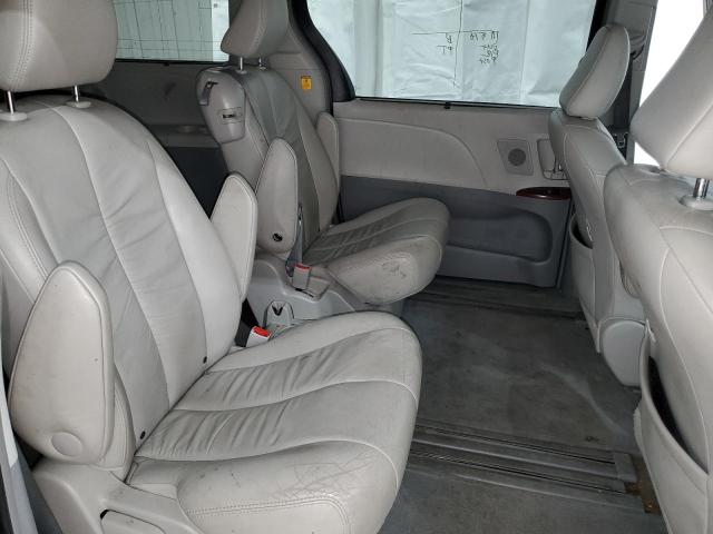 Photo 10 VIN: 5TDYK3DC1CS211051 - TOYOTA SIENNA XLE 