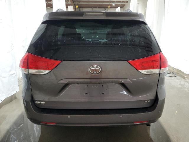 Photo 5 VIN: 5TDYK3DC1CS211051 - TOYOTA SIENNA XLE 