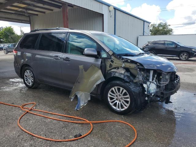 Photo 3 VIN: 5TDYK3DC1CS211213 - TOYOTA SIENNA XLE 