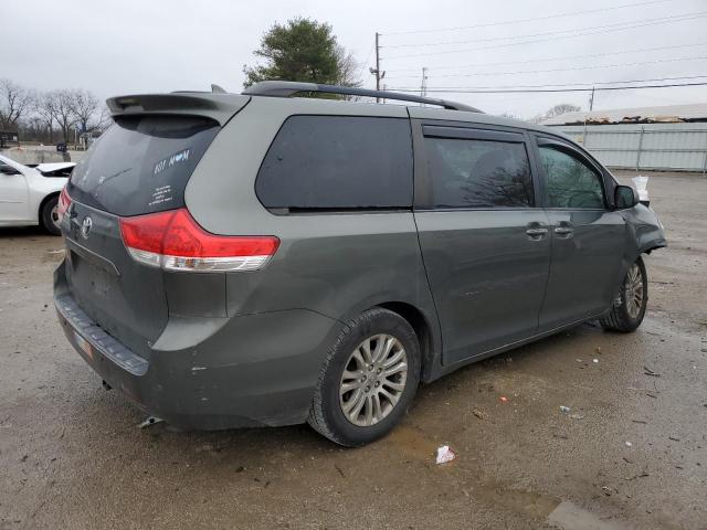 Photo 2 VIN: 5TDYK3DC1CS224754 - TOYOTA SIENNA XLE 