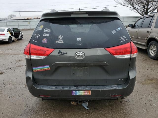 Photo 5 VIN: 5TDYK3DC1CS224754 - TOYOTA SIENNA XLE 