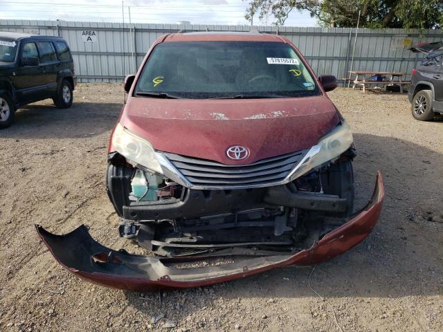 Photo 8 VIN: 5TDYK3DC1CS230604 - TOYOTA SIENNA XLE 