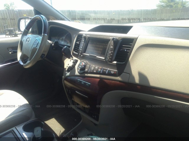 Photo 4 VIN: 5TDYK3DC1CS237889 - TOYOTA SIENNA 