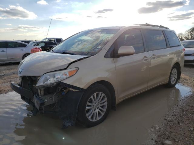 Photo 1 VIN: 5TDYK3DC1CS241036 - TOYOTA SIENNA XLE 