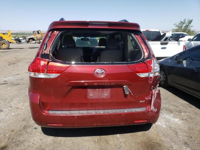 Photo 5 VIN: 5TDYK3DC1CS243823 - TOYOTA SIENNA XLE 