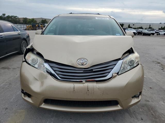 Photo 4 VIN: 5TDYK3DC1CS244499 - TOYOTA SIENNA XLE 