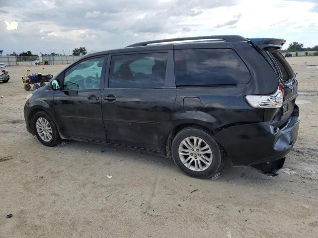 Photo 1 VIN: 5TDYK3DC1CS255468 - TOYOTA SIENNA XLE 