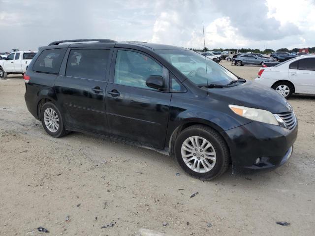 Photo 3 VIN: 5TDYK3DC1CS255468 - TOYOTA SIENNA XLE 