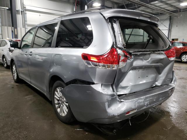 Photo 2 VIN: 5TDYK3DC1CS260024 - TOYOTA SIENNA XLE 