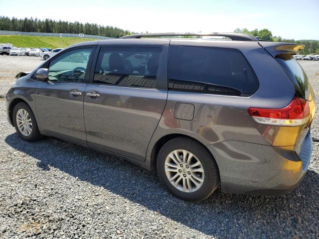 Photo 1 VIN: 5TDYK3DC1CS276837 - TOYOTA SIENNA XLE 