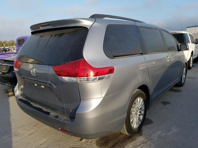 Photo 3 VIN: 5TDYK3DC1CS279270 - TOYOTA SIENNA XLE 