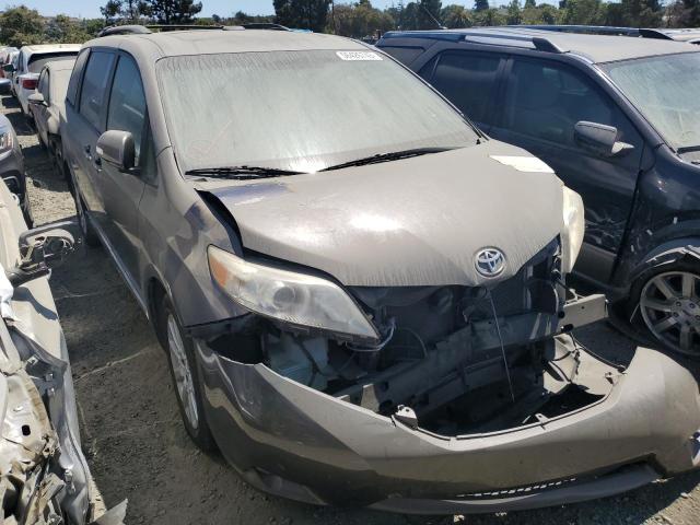 Photo 3 VIN: 5TDYK3DC1DS282395 - TOYOTA SIENNA XLE 