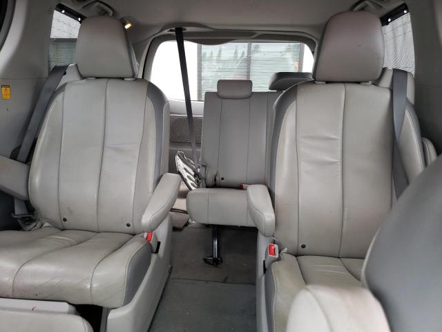 Photo 9 VIN: 5TDYK3DC1DS282395 - TOYOTA SIENNA XLE 