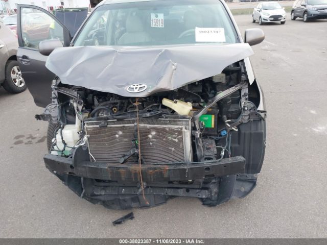 Photo 5 VIN: 5TDYK3DC1DS315573 - TOYOTA SIENNA 