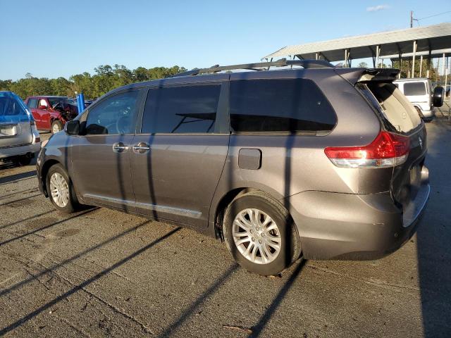 Photo 1 VIN: 5TDYK3DC1DS332194 - TOYOTA SIENNA XLE 