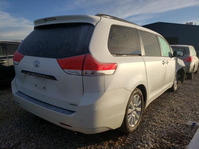 Photo 3 VIN: 5TDYK3DC1DS361906 - TOYOTA SIENNA XLE 