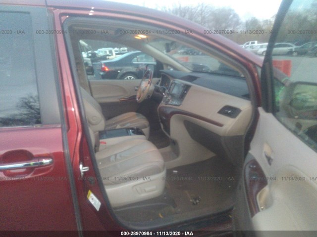 Photo 4 VIN: 5TDYK3DC1DS373831 - TOYOTA SIENNA 