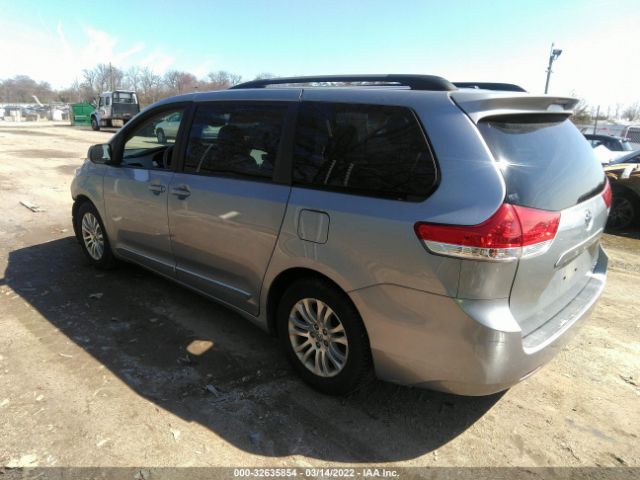 Photo 2 VIN: 5TDYK3DC1DS373960 - TOYOTA SIENNA 