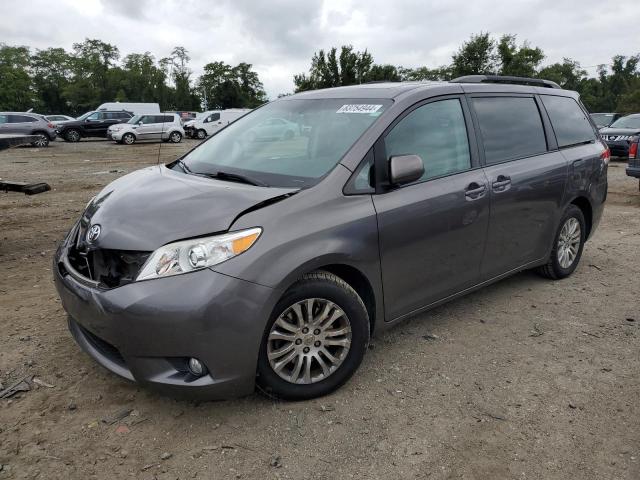 Photo 0 VIN: 5TDYK3DC1DS380147 - TOYOTA SIENNA XLE 