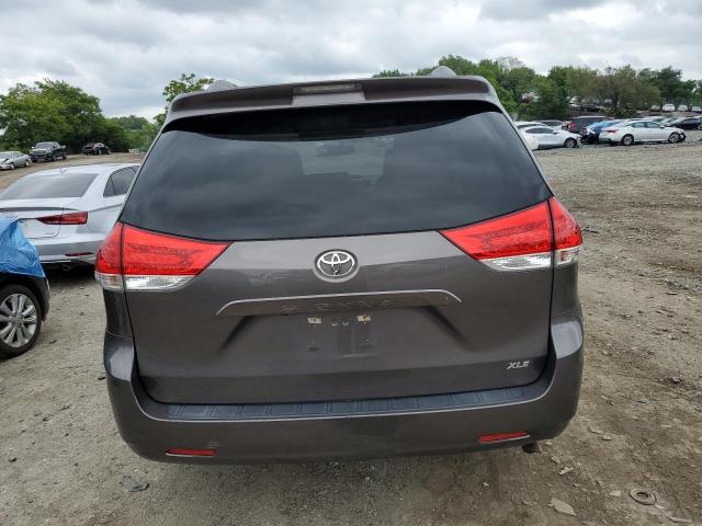 Photo 5 VIN: 5TDYK3DC1DS380147 - TOYOTA SIENNA XLE 