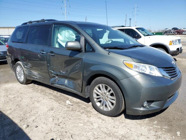 Photo 3 VIN: 5TDYK3DC1DS381606 - TOYOTA SIENNA XLE 