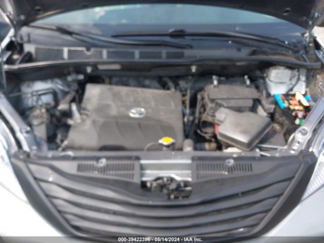 Photo 9 VIN: 5TDYK3DC1DS386322 - TOYOTA SIENNA 