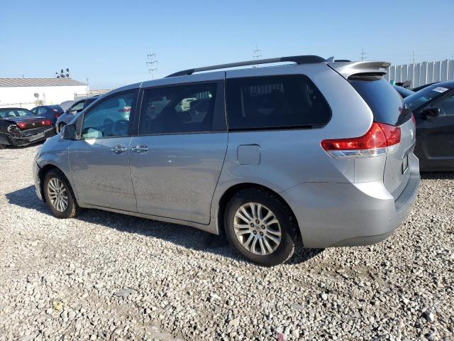 Photo 1 VIN: 5TDYK3DC1DS404981 - TOYOTA SIENNA XLE 