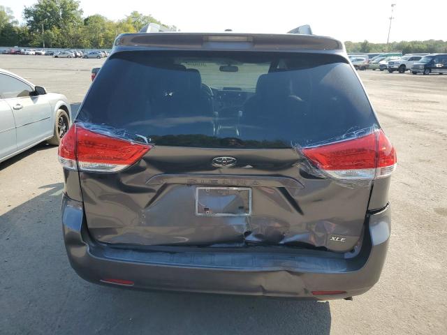 Photo 5 VIN: 5TDYK3DC1ES417313 - TOYOTA SIENNA XLE 