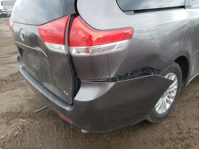 Photo 8 VIN: 5TDYK3DC1ES418865 - TOYOTA SIENNA XLE 