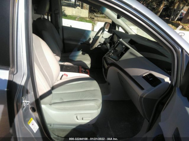 Photo 4 VIN: 5TDYK3DC1ES427761 - TOYOTA SIENNA 