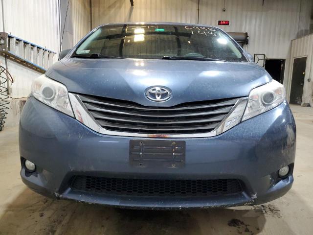 Photo 4 VIN: 5TDYK3DC1ES428540 - TOYOTA SIENNA XLE 