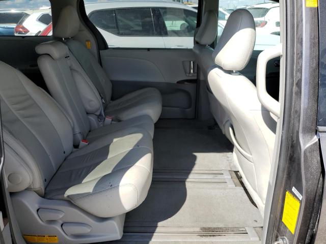 Photo 5 VIN: 5TDYK3DC1ES438579 - TOYOTA SIENNA XLE 