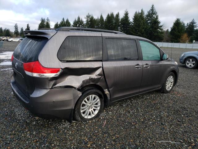 Photo 2 VIN: 5TDYK3DC1ES453941 - TOYOTA SIENNA XLE 