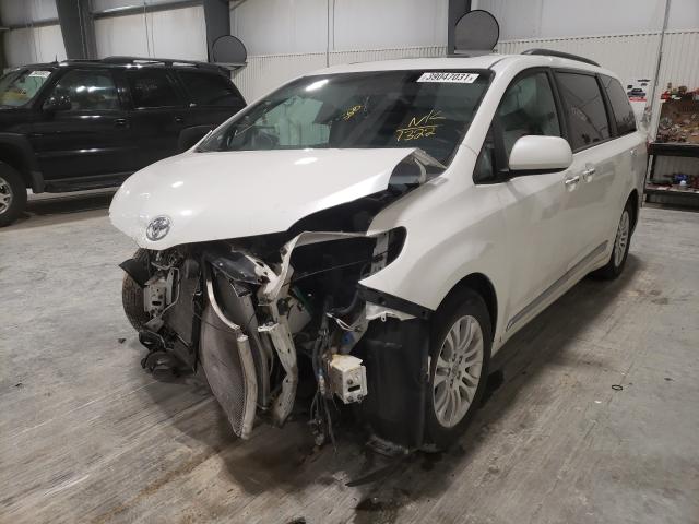 Photo 1 VIN: 5TDYK3DC1FS551322 - TOYOTA SIENNA XLE 