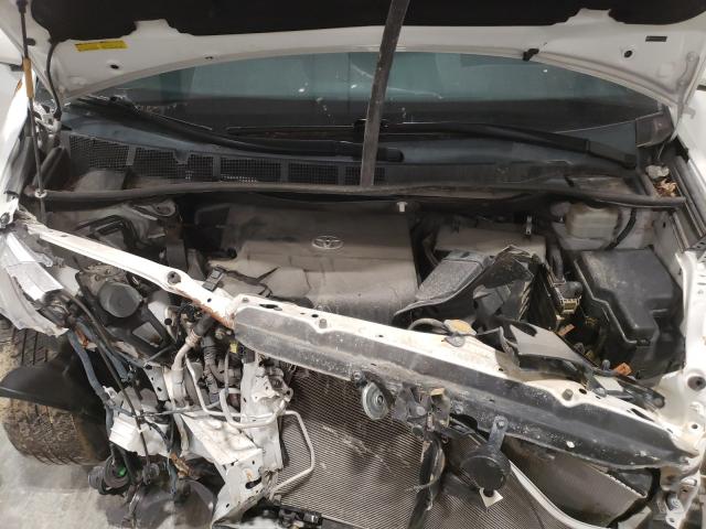 Photo 6 VIN: 5TDYK3DC1FS551322 - TOYOTA SIENNA XLE 