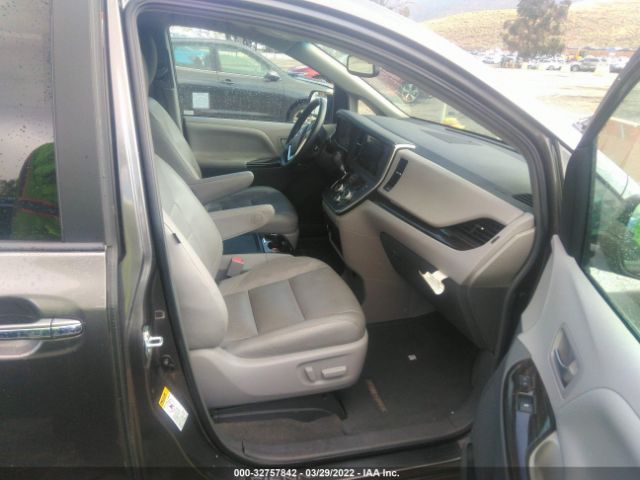 Photo 4 VIN: 5TDYK3DC1FS608571 - TOYOTA SIENNA 