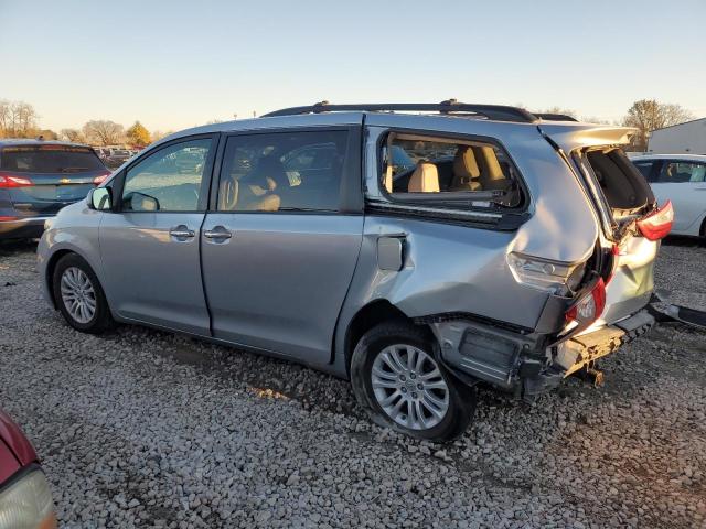 Photo 1 VIN: 5TDYK3DC1FS629064 - TOYOTA SIENNA XLE 