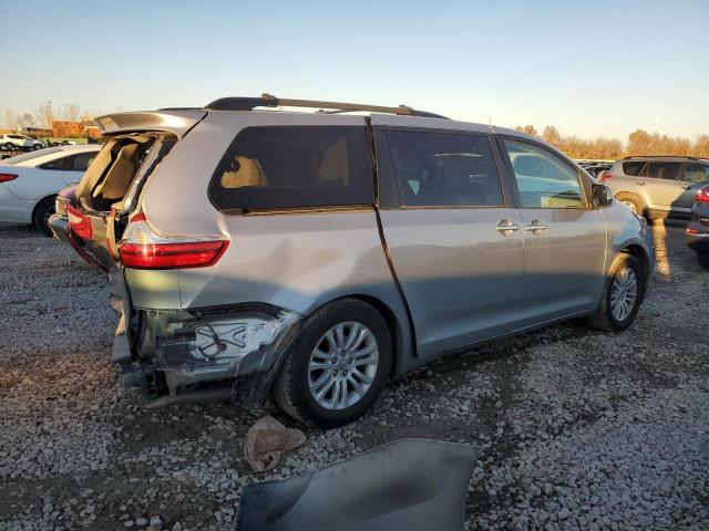 Photo 2 VIN: 5TDYK3DC1FS629064 - TOYOTA SIENNA XLE 