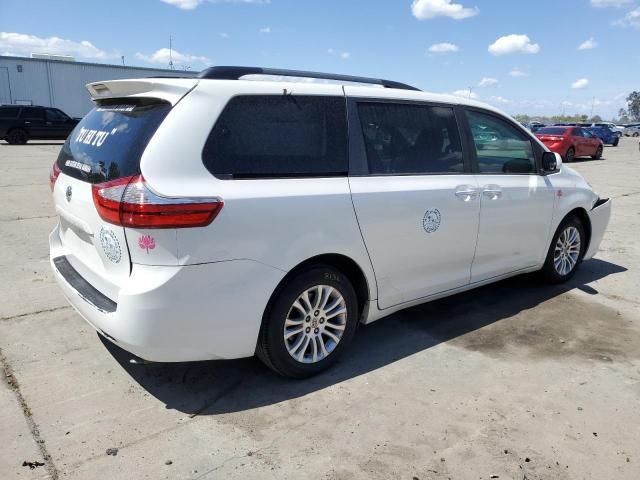 Photo 2 VIN: 5TDYK3DC1FS658953 - TOYOTA SIENNA XLE 