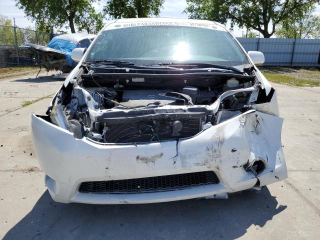 Photo 4 VIN: 5TDYK3DC1FS658953 - TOYOTA SIENNA XLE 