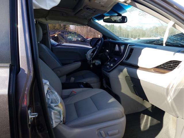 Photo 4 VIN: 5TDYK3DC1FS670083 - TOYOTA SIENNA XLE 