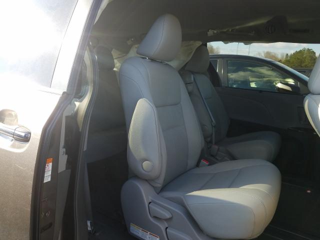 Photo 5 VIN: 5TDYK3DC1FS670083 - TOYOTA SIENNA XLE 