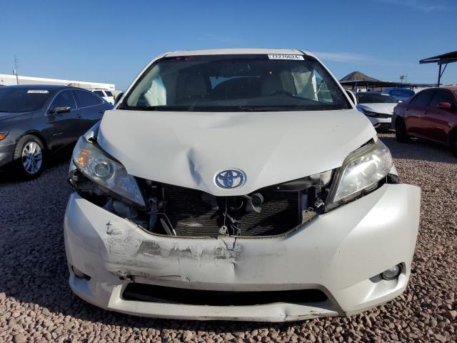 Photo 4 VIN: 5TDYK3DC1FS671508 - TOYOTA SIENNA XLE 