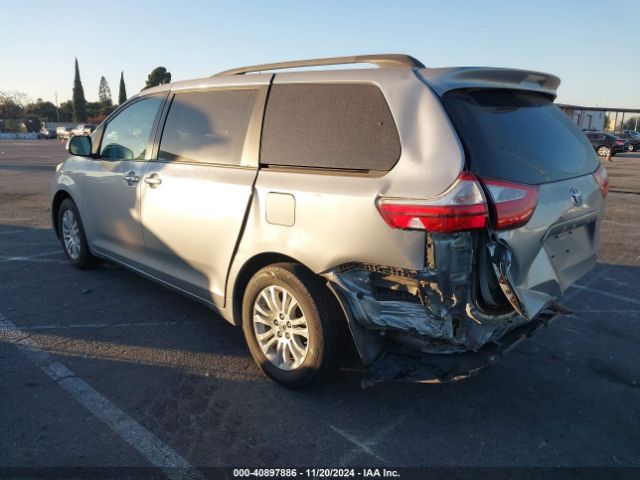 Photo 2 VIN: 5TDYK3DC1FS684940 - TOYOTA SIENNA 