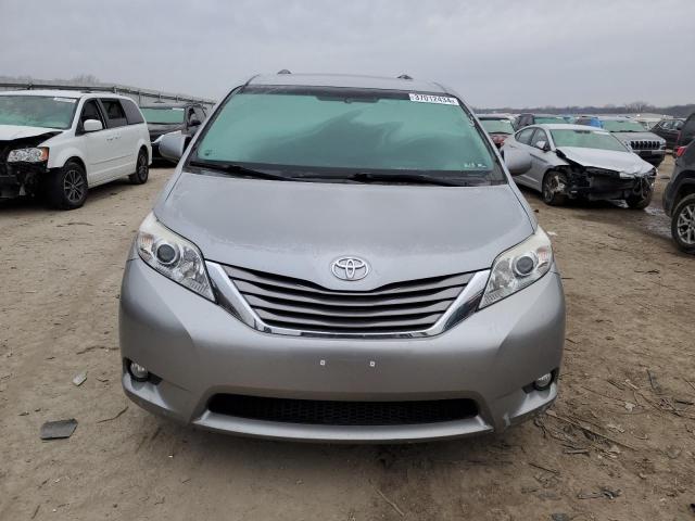 Photo 4 VIN: 5TDYK3DC1GS732163 - TOYOTA SIENNA XLE 