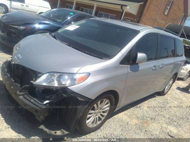 Photo 1 VIN: 5TDYK3DC1GS752803 - TOYOTA SIENNA 