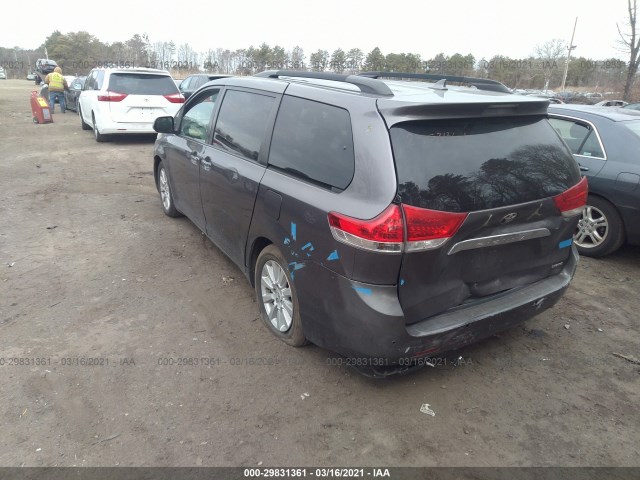 Photo 2 VIN: 5TDYK3DC2BS031236 - TOYOTA SIENNA 