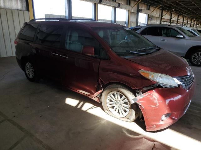 Photo 3 VIN: 5TDYK3DC2BS038770 - TOYOTA SIENNA XLE 