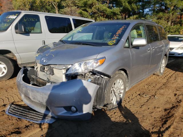 Photo 1 VIN: 5TDYK3DC2BS043872 - TOYOTA SIENNA XLE 