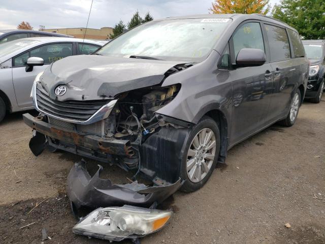 Photo 1 VIN: 5TDYK3DC2BS075981 - TOYOTA SIENNA XLE 